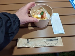 "19:28   シンガポール ラクサ "